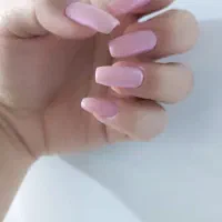 کاشت ناخن و لیفت و لمینت