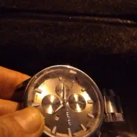 ساعته نو|ساعت|مراغه, |دیوار