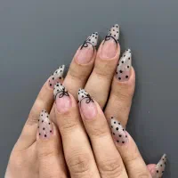 ترمیم ناخن 198کاشت ۳۹۹