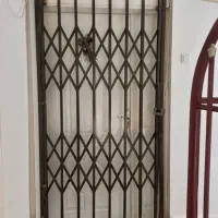 در آکاردئونی حفاظ درب هود مس