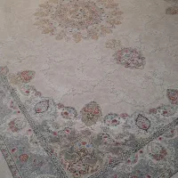 فرش ۱۲۰۰شانه تراکم ۳۶۰۰ تعداد۴تخته زمینه کرم