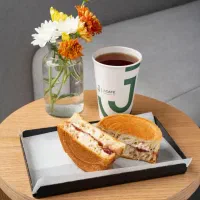 استخدام خانم جهت کار در کافه ، امیری