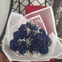 گل رز شاخه ای ۱۵