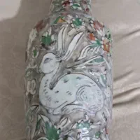 گلدان عتیقه مربوط به حداقل ۸۰ سال پیش