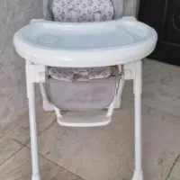 صندلی غذا یک کودک