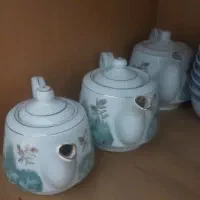 قوری قدیمی و کپ آرکوپال