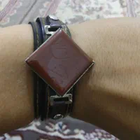 دستبند چرمی