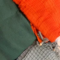 شال|لباس|شاهینشهر, عطار|دیوار