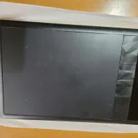 قلم نوری  خیلی کم استفاده شده و بسیار تمیز است