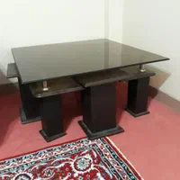 جلو مبلی شیشه کامل سالم بدون هیچ خط و خش|مبلمان خانگی و میز عسلی|شیراز, منطقه هوایی شهید دوران|دیوار