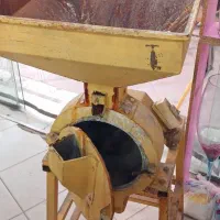 آسیاب بزرگ ایستاده