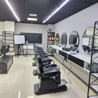 اجاره زیرزمین ۱۰۰ متری آرایشگاه|اجارهٔ دفتر کار، اتاق اداری، مطب|رباطکریم, رباطکریم|دیوار