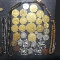 سکه وتسبیح قدیمی