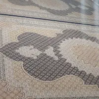 یه عدد فرش ۶ متری