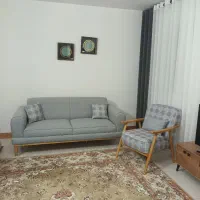 مبل راحتی و نیمه استیل جذاب|مبلمان خانگی و میز عسلی|مشهد, بهمن|دیوار