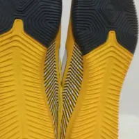 ۴ جفت کتونی فوتسال و سالن سایز۴۵.۴۶.۴۷ اورجینال|کیف، کفش، کمربند|فردیس, طالقانی|دیوار