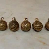 زنگ شیر نشان عتیقه|کلکسیون اشیاء عتیقه|قوچان, |دیوار