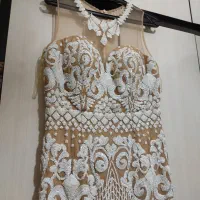 لباس مجلسی|لباس|شاهین‌شهر, مسکن مهر|دیوار