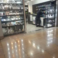 فروش سرقفلی مغازه بازار موبایل|فروش مغازه و غرفه|تهران, شیخ هادی|دیوار