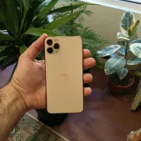 آیفون ۱۱ پرومکس zaa ۵۱۲ سالم و بسیار تمیز