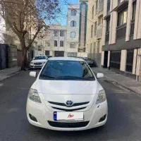 یاریس اتومات بسیار تمیز مدل ۲۰۰۸