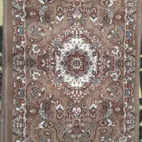 پادری فرش در حد نونو و اندازه یک متر در نیم متر