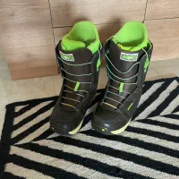 بوت اسنوبورد اسنوبرد برتون burton در حد نو