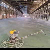 بتن ریزی کف با ماله پروانه و قالب بندی