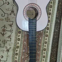 فروش گیتار سه چهارم