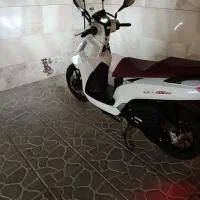 لاکی 200