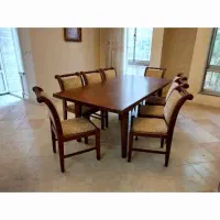 میز غذا خوری هشت نفره و مبل راحتی مبلیران