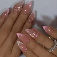 کاشت و ژلیش ناخن۵۰درصد تخفیف