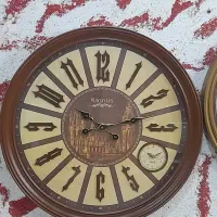 ساعت دیواری چوبی حراج