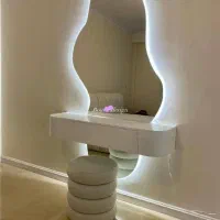 آینه قدی دفرمه دکوراتیو بک‌لایت و شلف کنسول دیواری