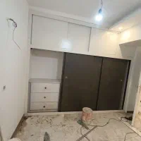 نصاب وسازنده کابینت .کمد دیواری به صورت حرفه ای