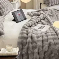 انواع فرش گلیم پتو و ...|رختخواب، بالش، پتو|پاکدشت, پاکدشت (مامازند)|دیوار