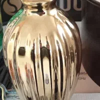 تعدادی وسیله آشپزخانه به فروش میرسد