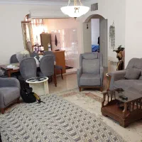 مبل راحتی و میز ناهار خوری ۶ نفره|مبلمان خانگی و میز عسلی|تهران, منیریه|دیوار