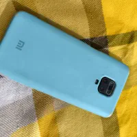 گوشی نوت ۹ است سالم