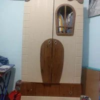 کمد کودک بسیار تمیز