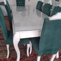 باربند.میز ناهارخوری.میز‌ کار.تابلو