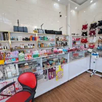 فروش وواگذاری مغازه ی آرایشی ولباس زیرشوط|فروشگاه و مغازه|شوط, |دیوار