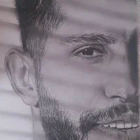 نقاشی سیاه قلم سبک هایپررئال(کاملا طبیعی)