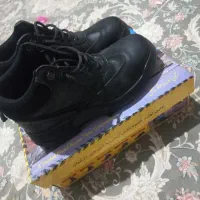 کفش کوهنوردی و کار