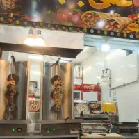 کارگر فست فود