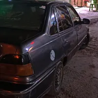 دوو سی یلو سدان، مدل ۱۳۷۹