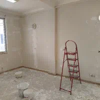 جذب نیرو نقاش نیمه ماهر