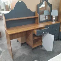 میز تحریر قهوهای طوسی