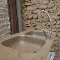 کابینت تمام چوب در وپنجره آلمینیومی وزن سنگین