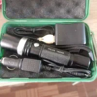 چراغ قوه پلیسی